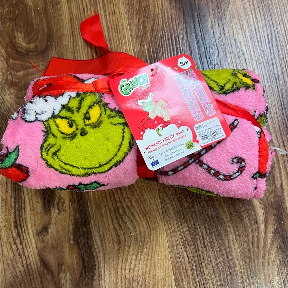 Grinch Women's Fleece Pants